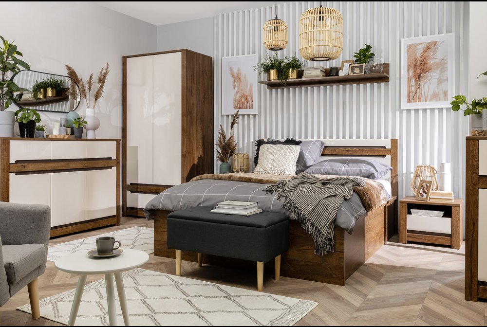Russo bedroom