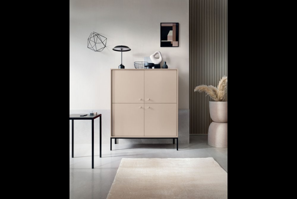 Mono beige furniture