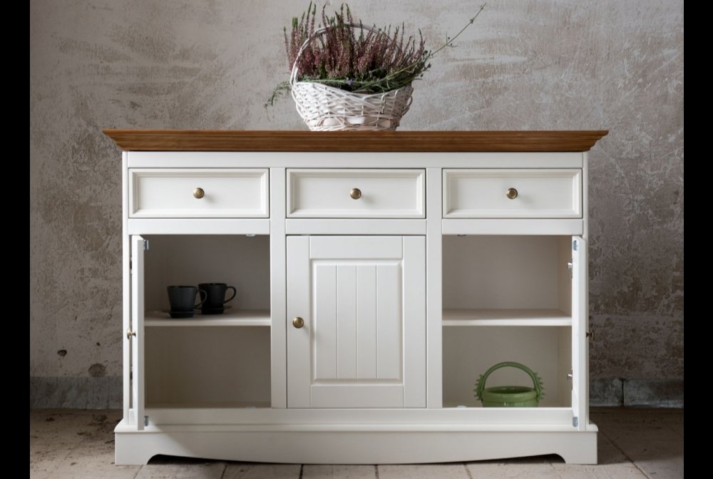 Belluno Elegante furniture